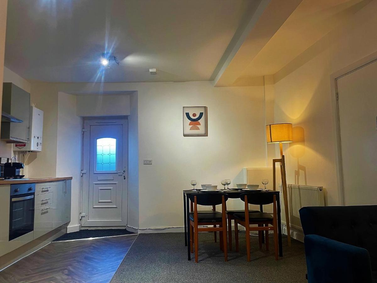 Ford Haven Apartment *